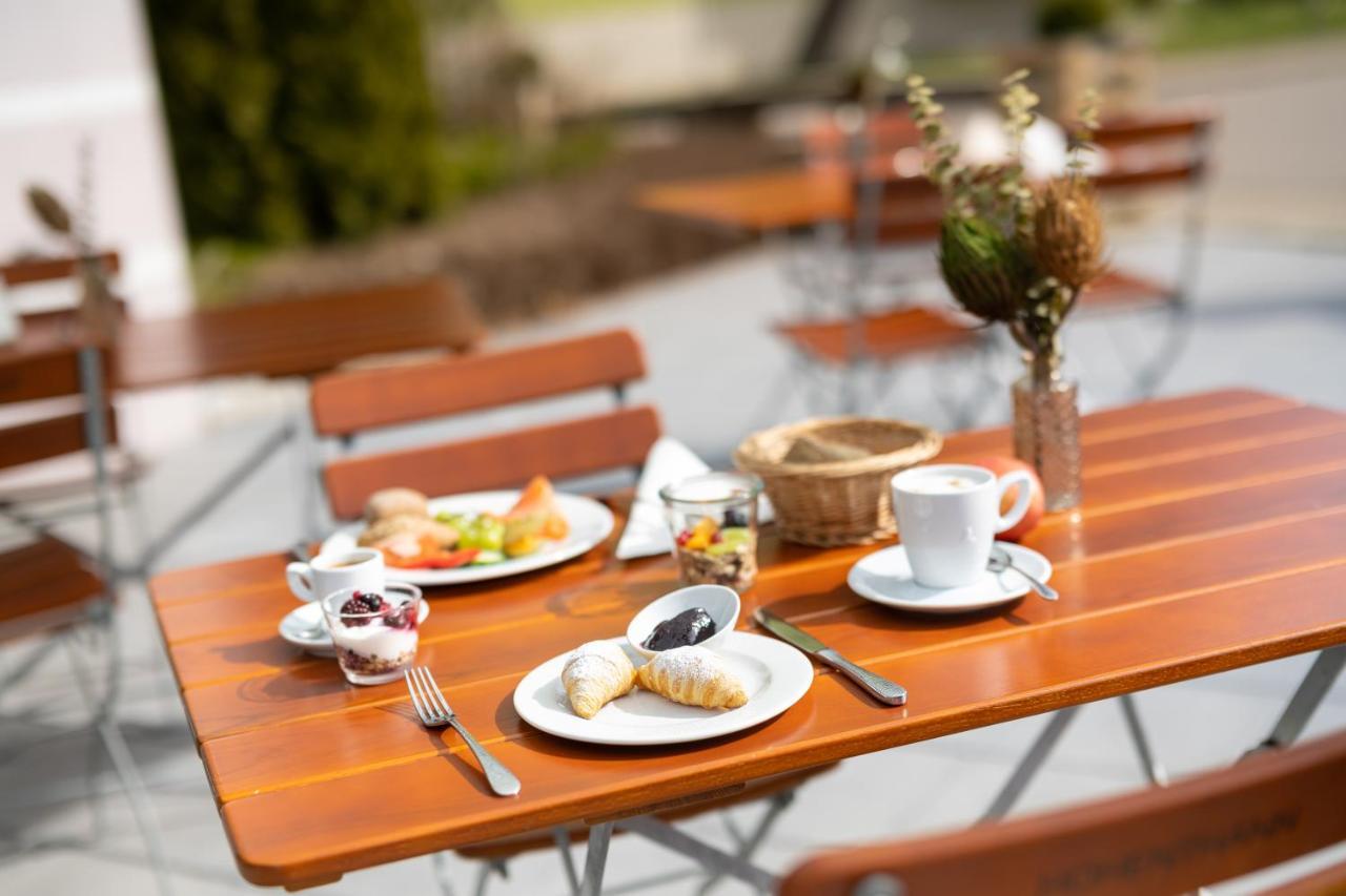 Hotel Drei Rosen Moosburg an der Isar Dış mekan fotoğraf